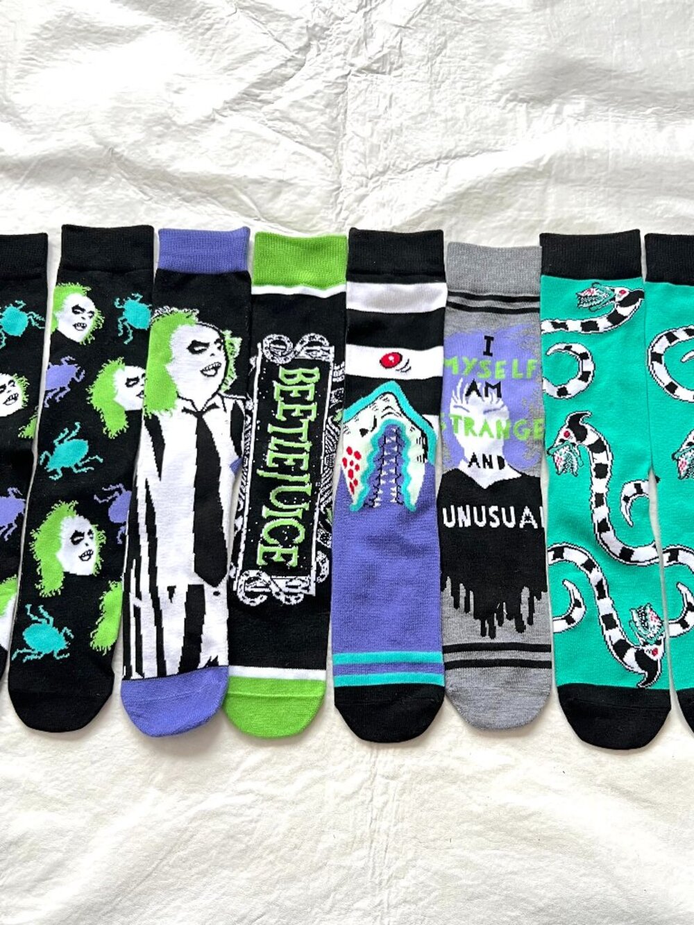 Beetlejuice socks 4 pack multicolor crew socks sand worm bugs strange unusual